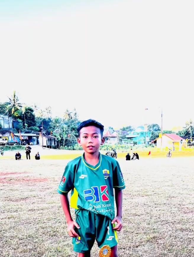 VIRENDRA ANDRA ADRIAN