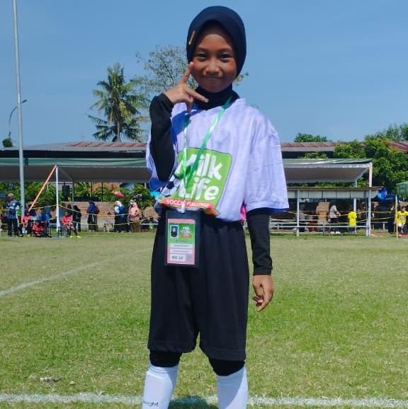 Dhiza Kanaya Khairunnisa